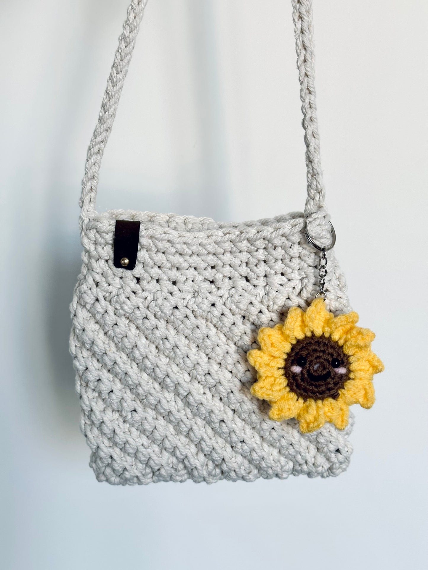 White Crochet Cross-body Shoulder Bag (with charm)